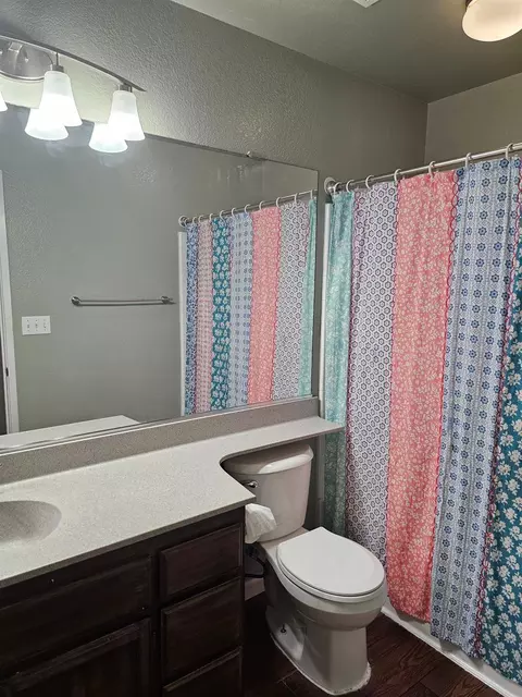 Bath - 795 Hackett Rd, Ceres, CA 95307 photo 2 of 2