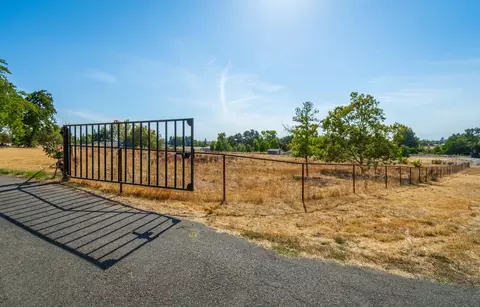 9581 Jeffcott Rd, Wilton, CA 95693 photo 8
