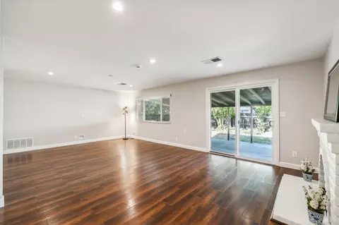 Living - 2669 Blackburn Dr, Davis, CA 95618 photo 4 of 4