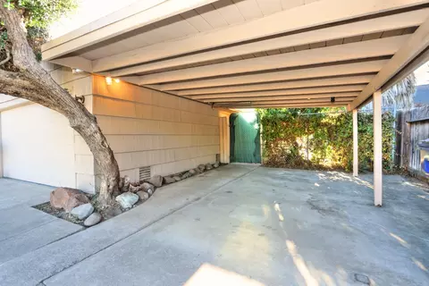 5761 Cada Cir, Carmichael, CA 95608 photo 3