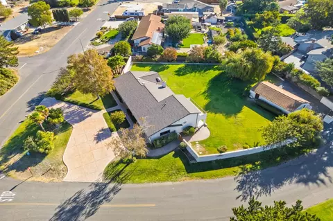 View/Area - 12134 Midway Dr, Tracy, CA 95377 photo 6 of 12