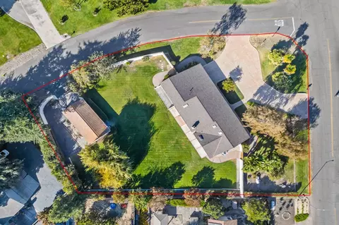 View/Area - 12134 Midway Dr, Tracy, CA 95377 photo 3 of 12