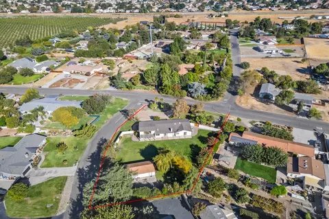 View/Area - 12134 Midway Dr, Tracy, CA 95377 photo 11 of 12