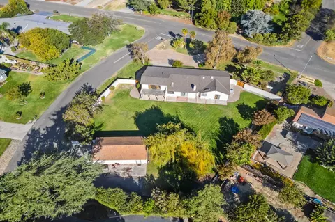 View/Area - 12134 Midway Dr, Tracy, CA 95377 photo 9 of 12