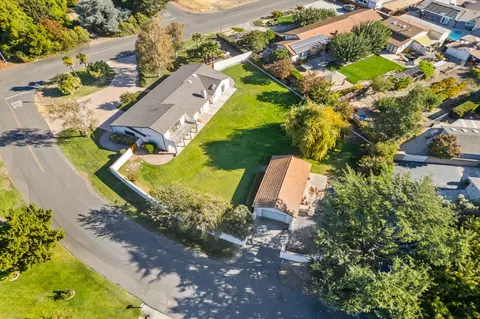 View/Area - 12134 Midway Dr, Tracy, CA 95377 photo 8 of 12