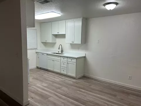 2197 Beth Way, Sacramento, CA 95832
