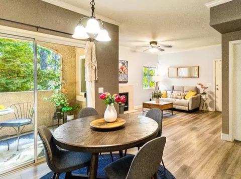 10001 Woodcreek Oaks Blvd #1521, Roseville, CA 95747