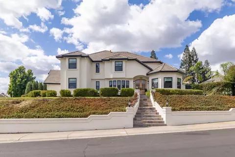 101 Englehart Dr, Folsom, CA 95630