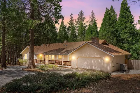 11552 Side Hill Cir, Nevada City, CA 95959