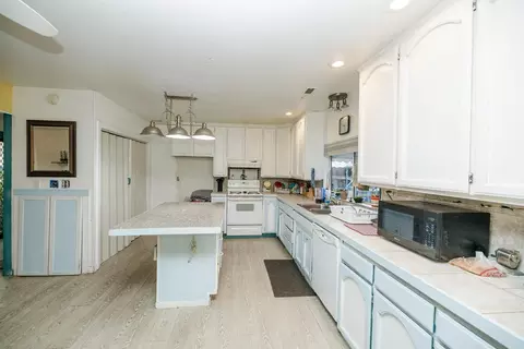 222 Madera Ave, Modesto, CA 95351 photo 10