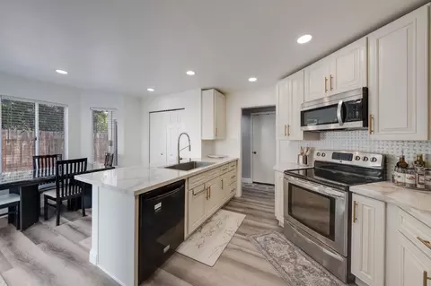 Kitchen - 8409 Thornbury Dr, Antelope, CA 95843 photo 2 of 4
