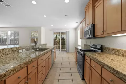2924 Tabriz Dr, Modesto, CA 95355 photo 13