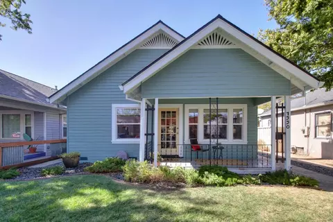 1550 33rd St, Sacramento, CA 95816
