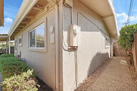 413 N Sunset Dr, Lodi, CA 95240 photo 37