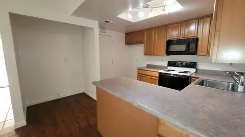 6142 Madison Ave, Carmichael, CA 95608 photo 24