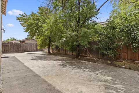 Exterior - 1287 Gentry Ct, Tracy, CA 95377 photo 7 of 7