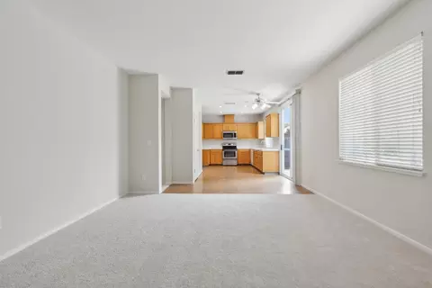 Living - 1287 Gentry Ct, Tracy, CA 95377 photo 6 of 6