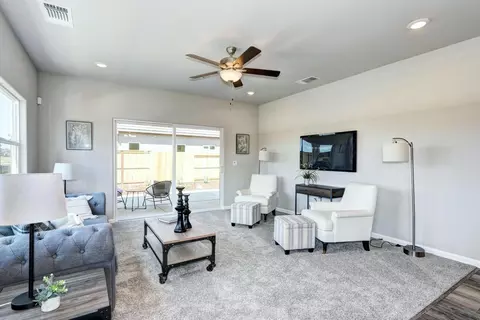 1052 Hogan Rd, Galt, CA 95632 photo 7