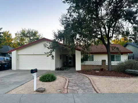 3129 Kobrock Way, Carmichael, CA 95608 photo 2