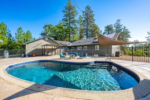 100 Gilbert Dr, Applegate, CA 95703 photo 1