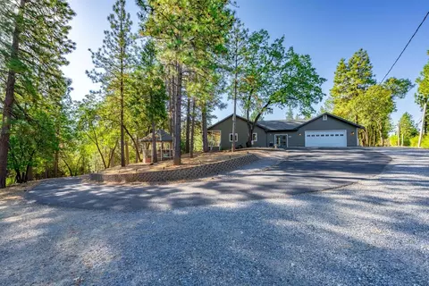 100 Gilbert Dr, Applegate, CA 95703 photo 3