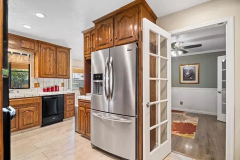 2408 Mountain Ridge Dr, Modesto, CA 95351 photo 18