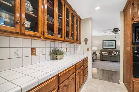 2408 Mountain Ridge Dr, Modesto, CA 95351 photo 17
