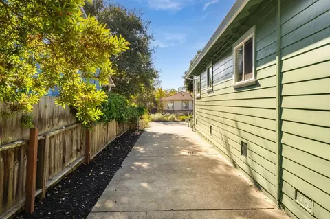 1407 Stannage Ave, Berkeley, CA 94702 photo 35