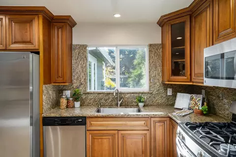 1407 Stannage Ave, Berkeley, CA 94702 photo 22