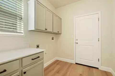 3920 Fallen Oak Dr, Modesto, CA 95355 photo 22