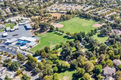 1241 Tulip Ln, Davis, CA 95618 photo 41