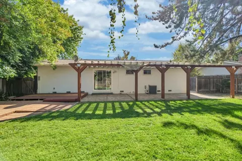 1241 Tulip Ln, Davis, CA 95618 photo 37