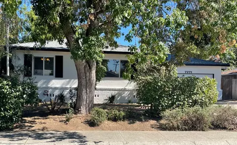 7271 15th St, Sacramento, CA 95822
