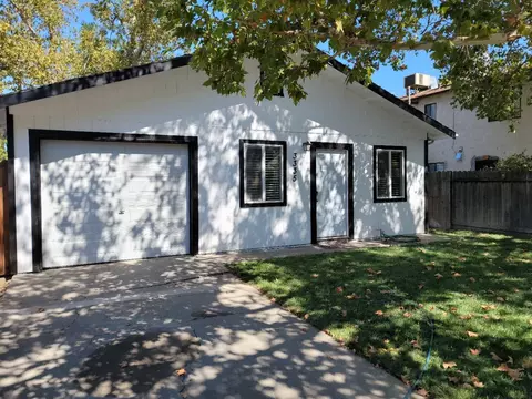 3335 21st Ave, Sacramento, CA 95820