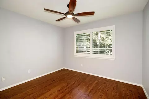 Bedroom - 8630 Pershing Ave, Fair Oaks, CA 95628 photo 2 of 5