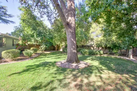 Exterior - 8630 Pershing Ave, Fair Oaks, CA 95628 photo 16 of 23