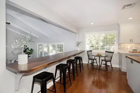 Kitchen - 8630 Pershing Ave, Fair Oaks, CA 95628 photo 3 of 11