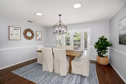 Dining - 8630 Pershing Ave, Fair Oaks, CA 95628 photo 3 of 4