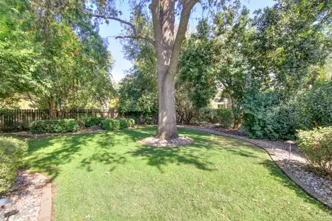 Exterior - 8630 Pershing Ave, Fair Oaks, CA 95628 photo 15 of 23