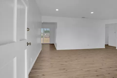 4835 E 4th St, Stockton, CA 95215 photo 5