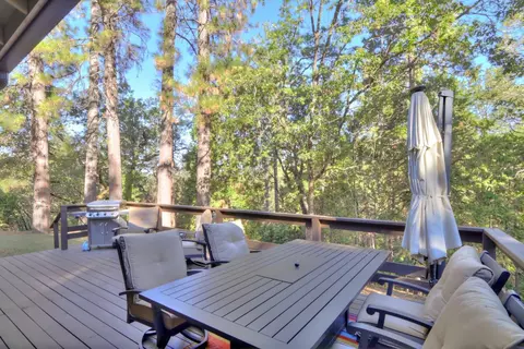 Exterior - 441 Nob Hill Dr, Applegate, CA 95703 photo 7 of 28
