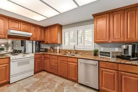 Kitchen - 441 Nob Hill Dr, Applegate, CA 95703 photo 4 of 4