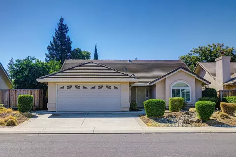 Exterior - 1722 Brookside Dr, Manteca, CA 95336 photo 2 of 8