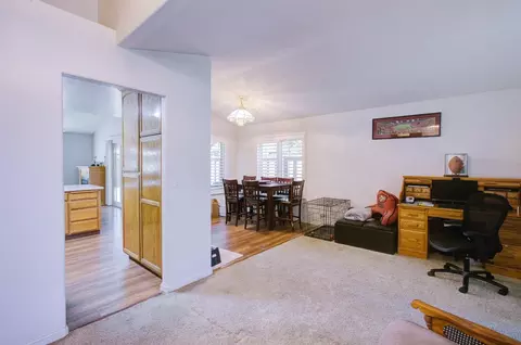 Entry Way - 1722 Brookside Dr, Manteca, CA 95336 photo 1 of 4