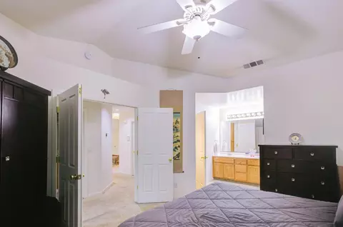 Bedroom - 1722 Brookside Dr, Manteca, CA 95336 photo 8 of 8