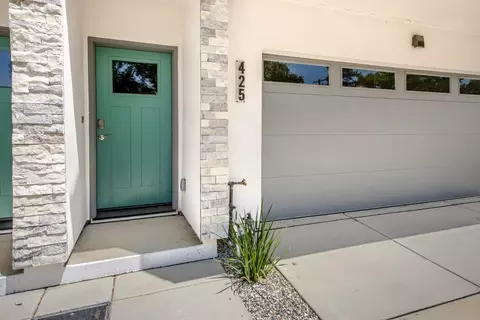 425 Cleveland St, Woodland, CA 95695