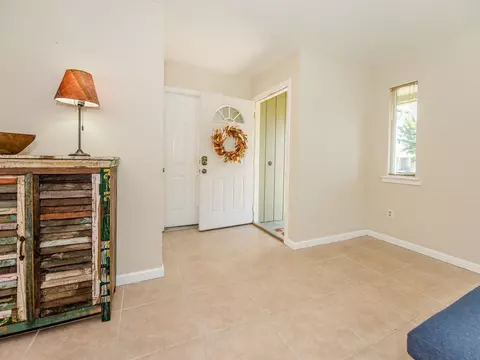 1016 Hemenway St, Winters, CA 95694 photo 5