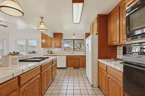 12953 E Tokay Colony Rd, Lodi, CA 95240 photo 8