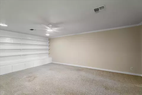 Living - 2100 Gordon Ave, Modesto, CA 95350 photo 7 of 9