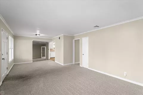 Living - 2100 Gordon Ave, Modesto, CA 95350 photo 4 of 9